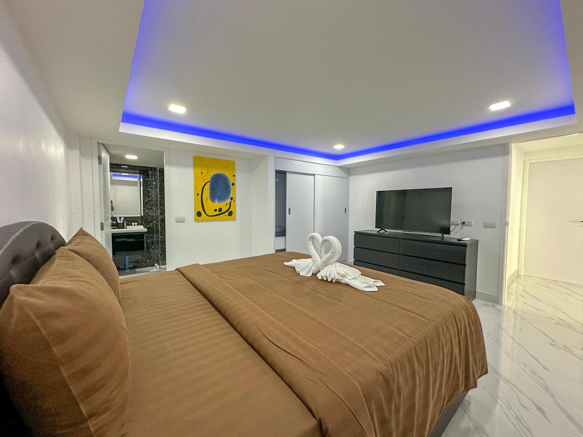 Stunning Beachfront View Luxurious Apartment 40 หาดจอมเทียน ภายนอก รูปภาพ